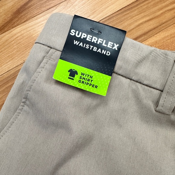 New HAGGAR Mens Cool 18 Golf Shorts Tan Sand Sz 38 Superflex Waistband - Picture 11 of 12